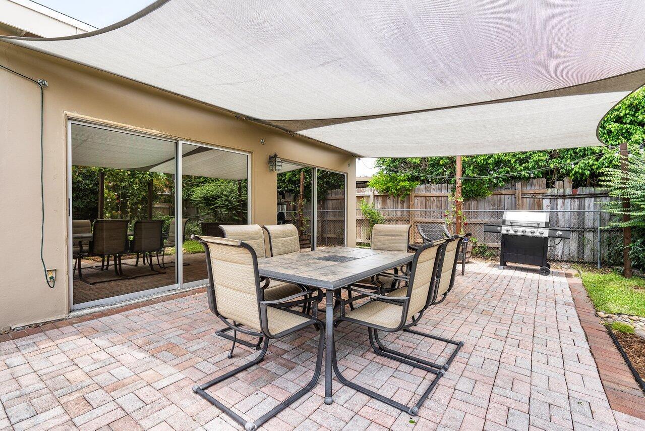 517 Northwest 54th Street Boca Raton, FL 33487 - Photo 15 of 29 Patio