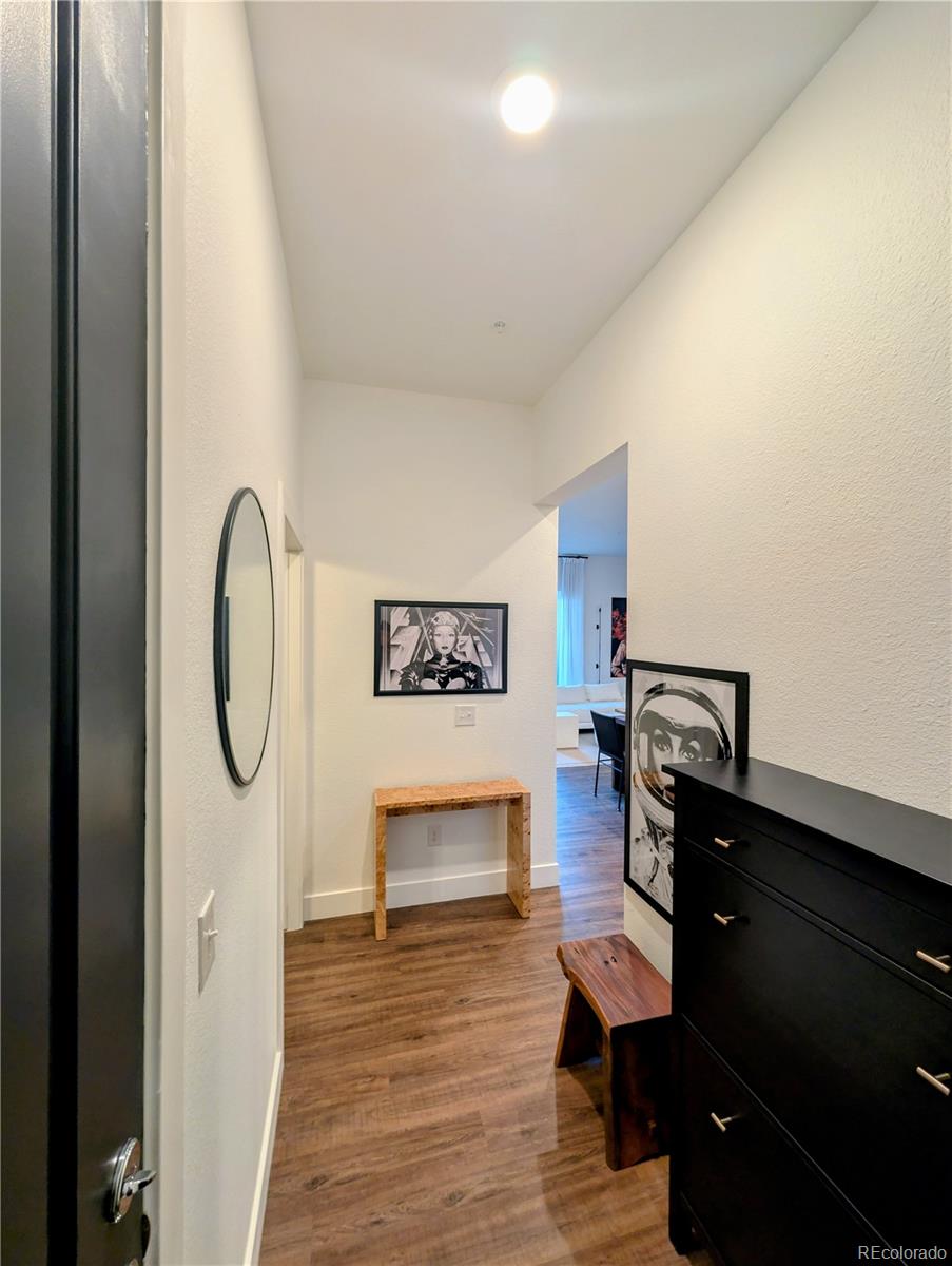 981 South Sable Boulevard, Unit 102 Aurora, CO 80012 - Photo 5 of 23