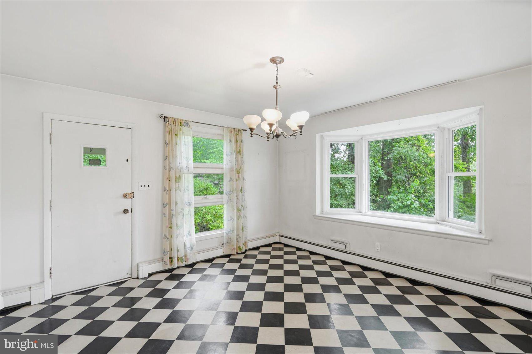 2703 Steele Road Baltimore, MD 21209 - Photo 20 of 34