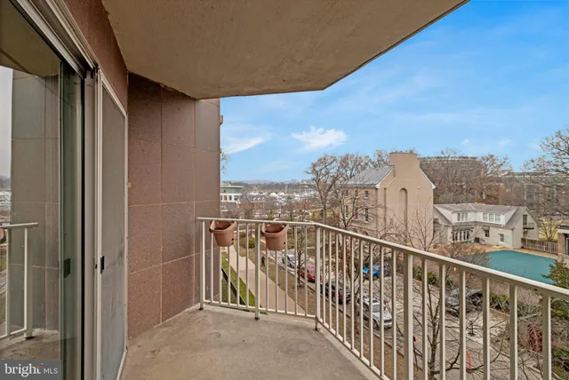 $345,000 | 560 N Street Southwest, Unit N409, Washington, DC 20024