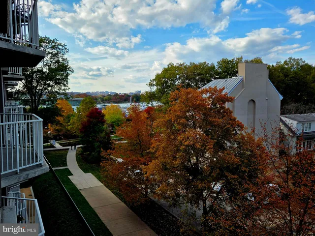 $345,000 | 560 N Street Southwest, Unit N409, Washington, DC 20024