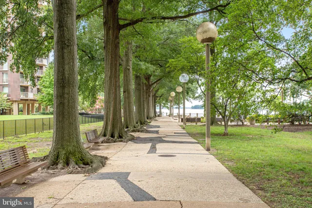 $345,000 | 560 N Street Southwest, Unit N409, Washington, DC 20024