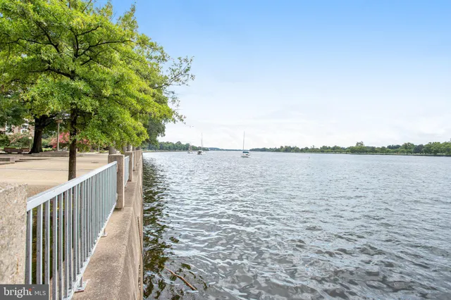 $345,000 | 560 N Street Southwest, Unit N409, Washington, DC 20024