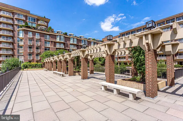 $345,000 | 560 N Street Southwest, Unit N409, Washington, DC 20024