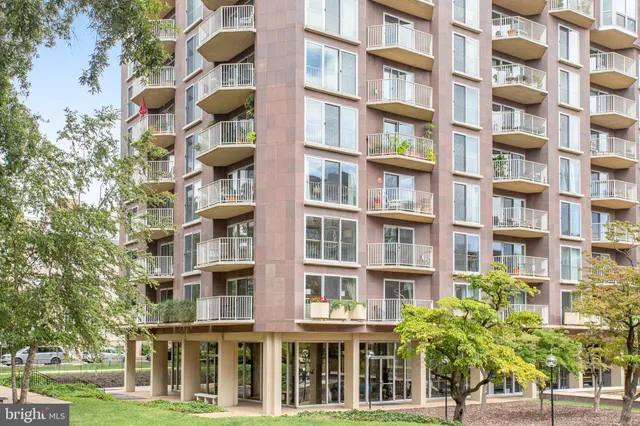 $345,000 | 560 N Street Southwest, Unit N409, Washington, DC 20024