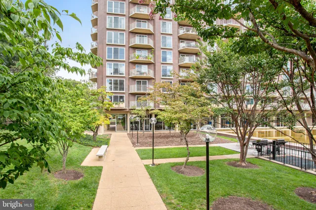 $345,000 | 560 N Street Southwest, Unit N409, Washington, DC 20024