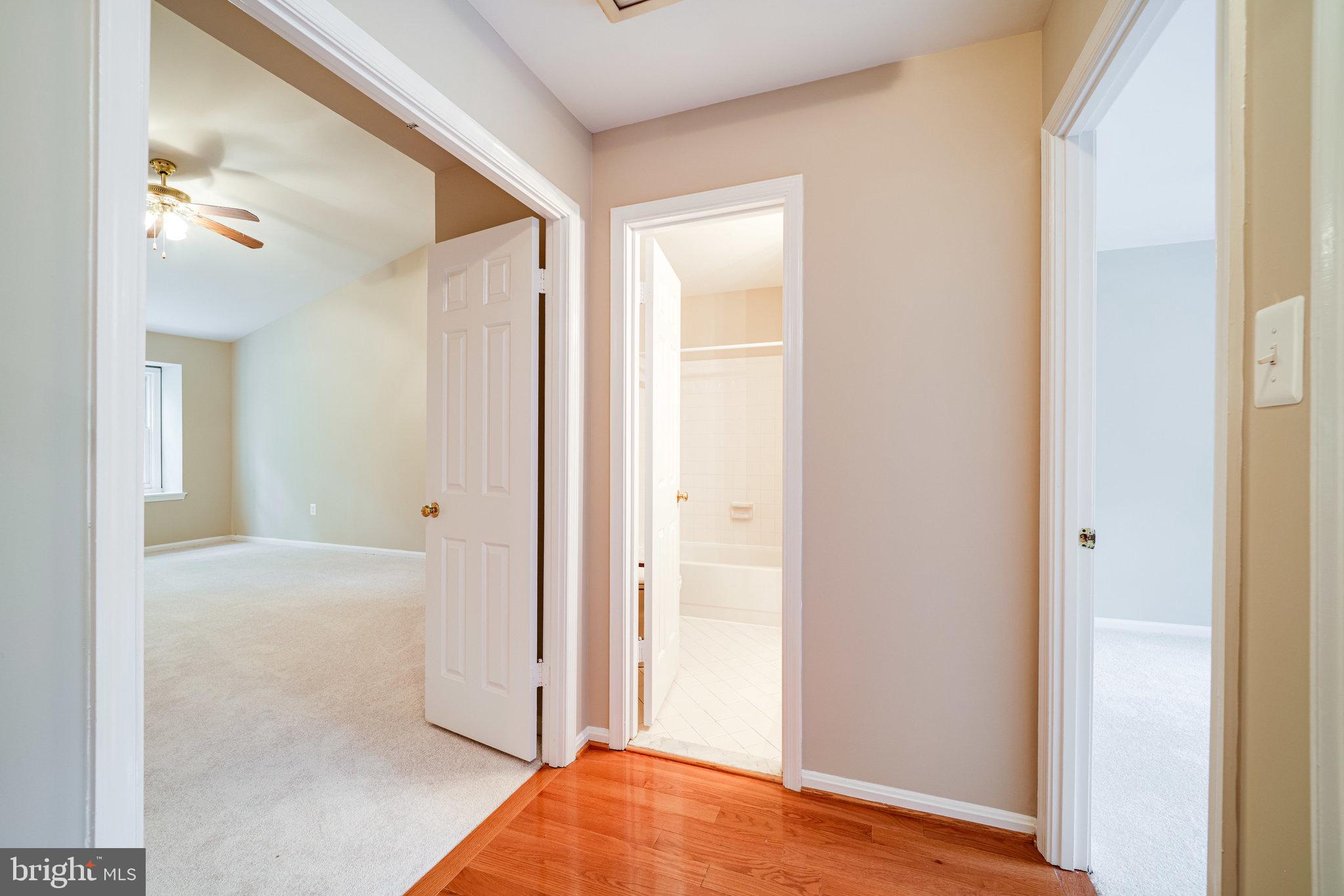 6804 Wild Rose Court Springfield, VA 22152 - Photo 19 of 57 Upstairs Hall
