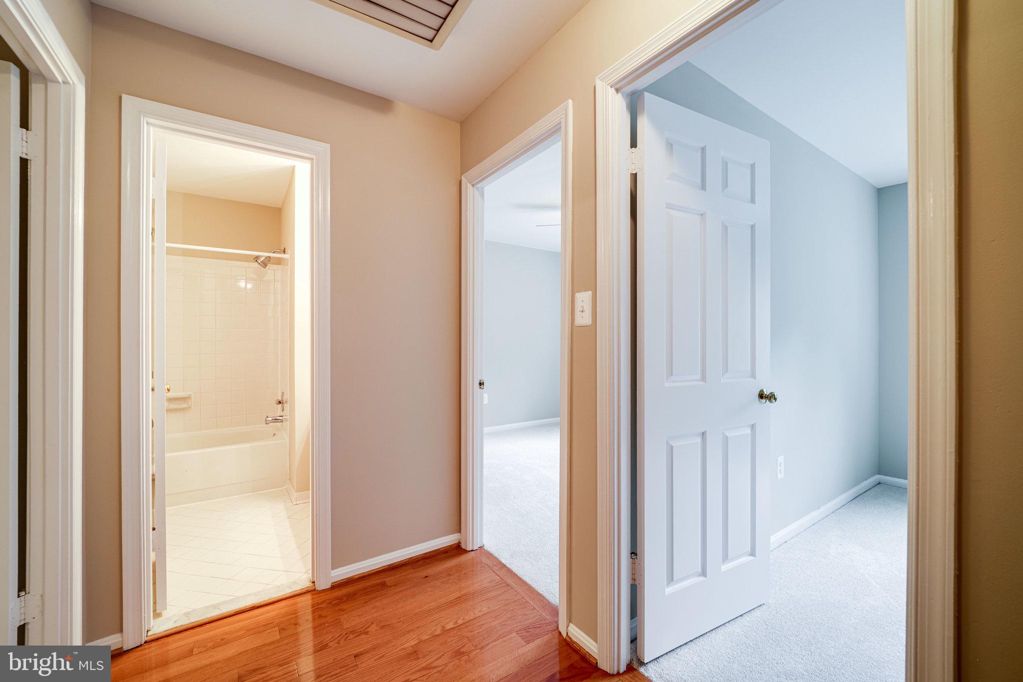 6804 Wild Rose Court Springfield, VA 22152 - Photo 40 of 57 Upstairs Hall