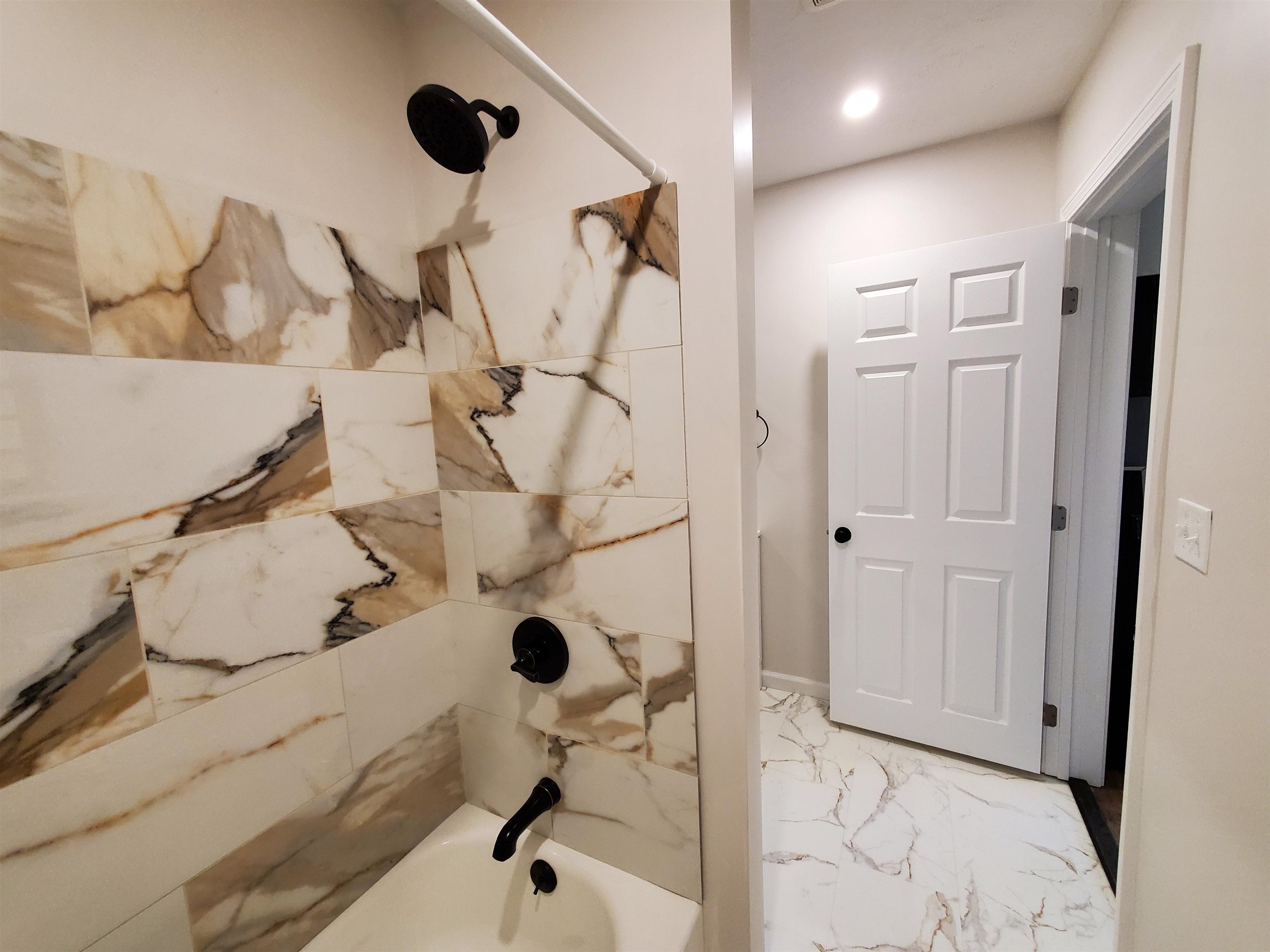 17 Canaan Street, Unit 2 Canaan, NH 03741 - Photo 10 of 16