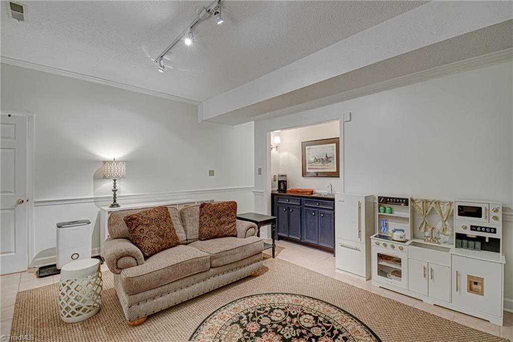 1708 Briar Lake Road Winston-Salem, NC 27103 - Photo 36 of 47