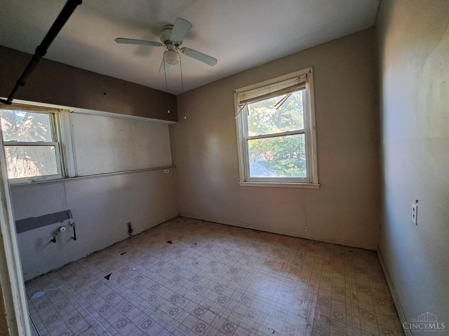 4840 Rapid Run Road Cincinnati, OH 45238 - Photo 27 of 42