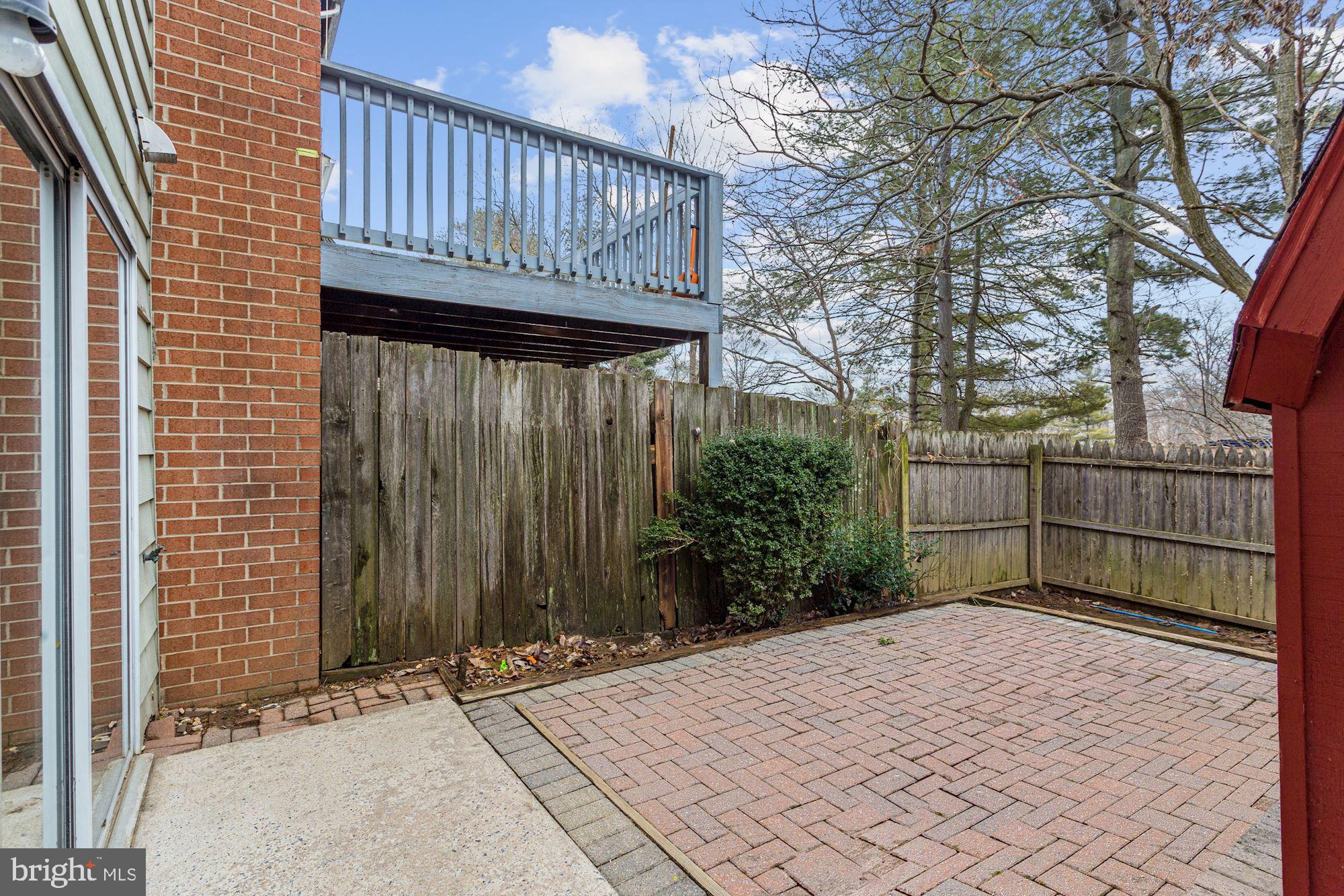 44 Vienna Court Frederick, MD 21702 - Photo 32 of 39 Patio | Fenced Backyard