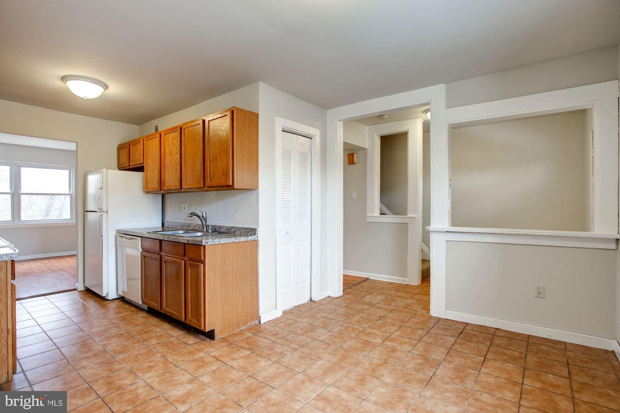 44 Vienna Court Frederick, MD 21702 - Photo 10 of 39 Dining Room