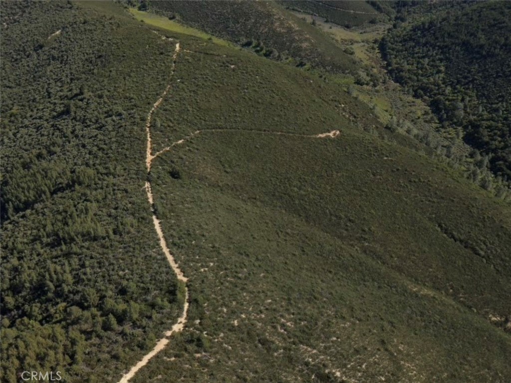 21 Argyle Road King City, CA 93930 - Photo 16 of 38 a bathroom with a shower
