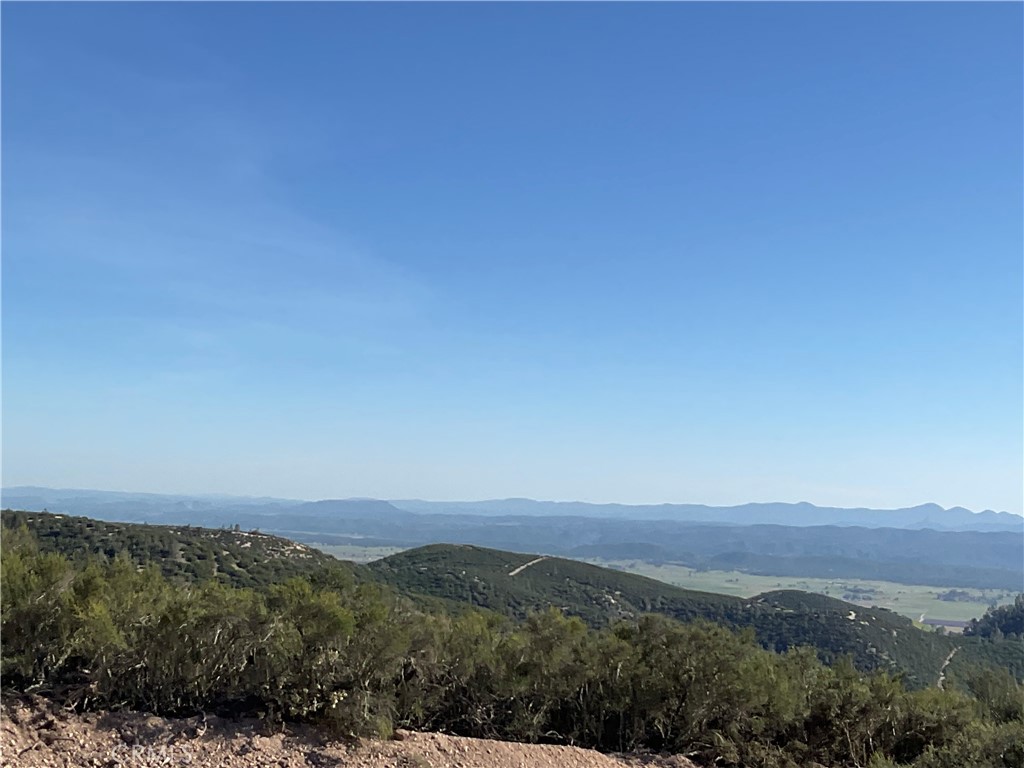 21 Argyle Road King City, CA 93930 - Photo 21 of 38 an aerial view of mountain with trees around