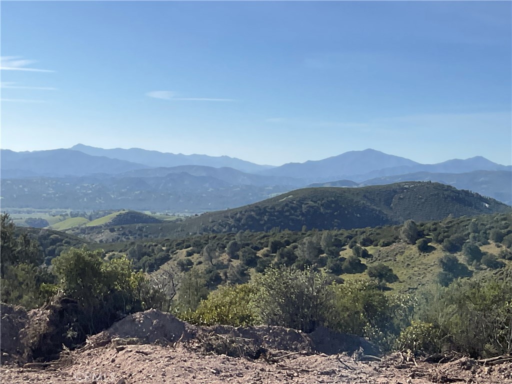 21 Argyle Road King City, CA 93930 - Photo 25 of 38 a view of a mountain range with trees