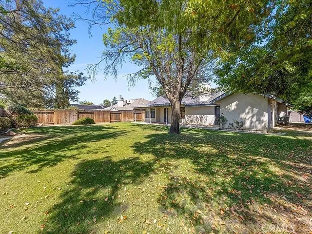 $2,500 | 5413 Valleybrook Drive, Bakersfield, CA 93308