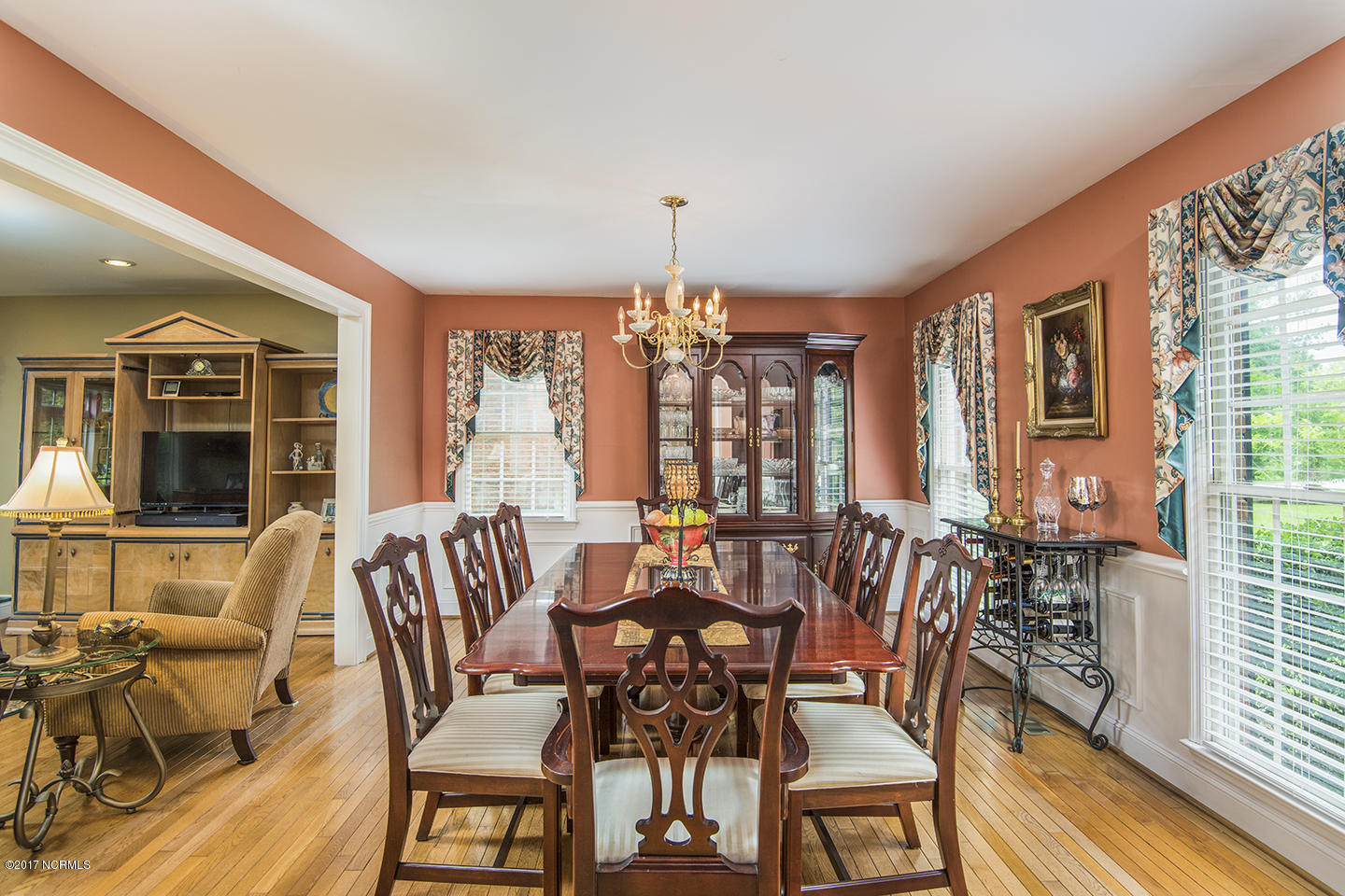 137 Pirates Road New Bern, NC 28562 - Photo 4 of 43 Formal Dining Room