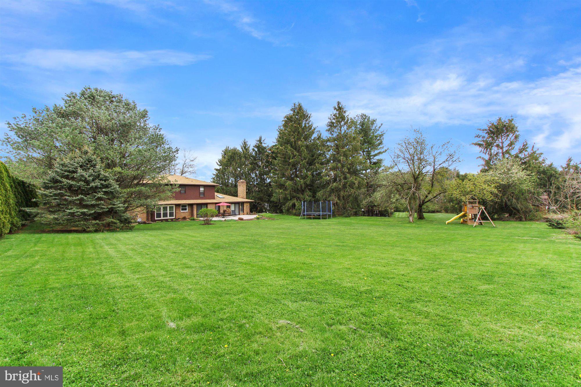 2340 Sutton Road York, PA 17403 - Photo 32 of 33