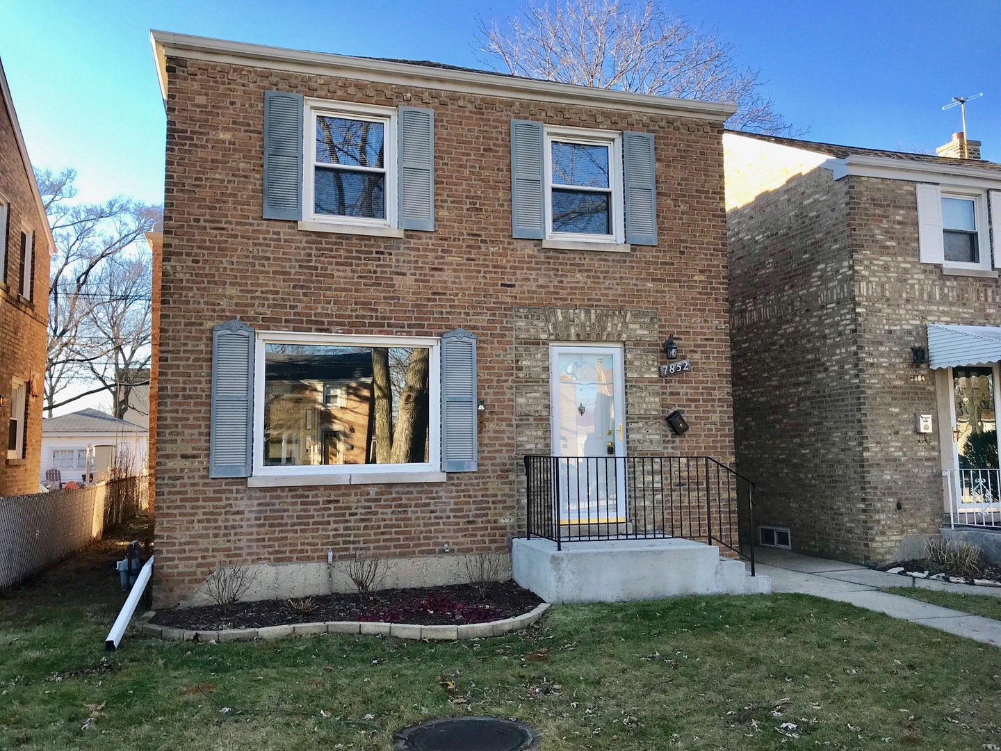 7852 East Prairie Road Skokie, IL 60076 - Photo 2 of 23