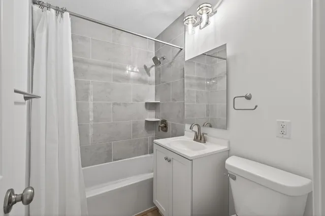 $319,900 | 5607 North Aldrich Avenue, Brooklyn Center, MN 55430