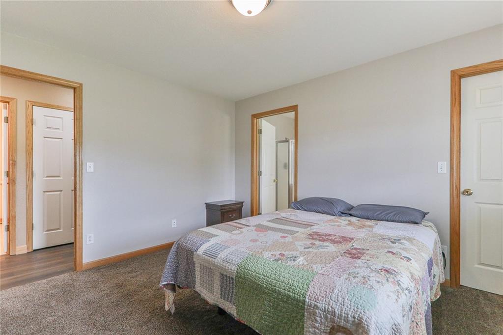 1003 South Ridgeway Street Caney, KS 67333 - Photo 9 of 19