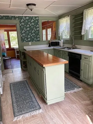 $450,000 | 270 Wendell Depot Road, Wendell, MA 01379