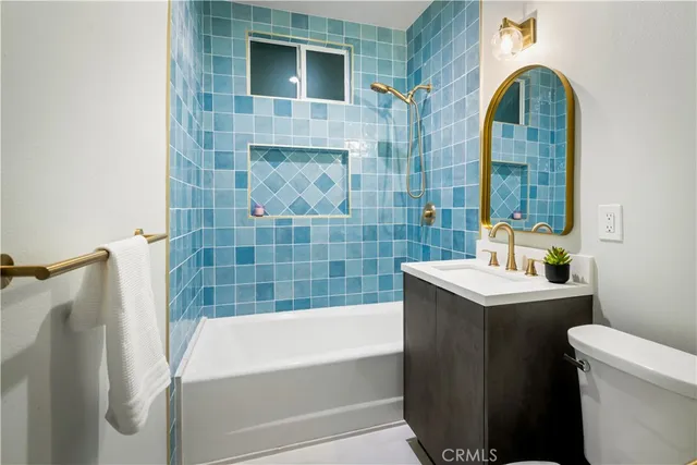 $1,690,000 | 1030 Echo Park Avenue, Los Angeles, CA 90026