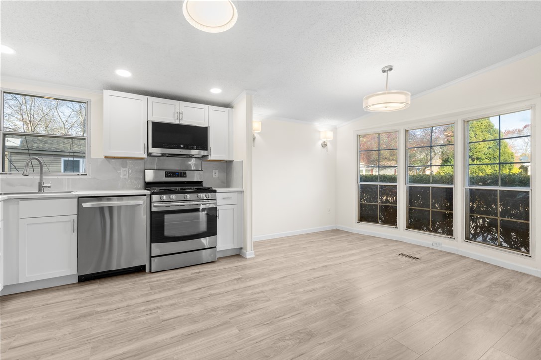 1 O'Hare Court Coventry, RI 02816 - Photo 3 of 23