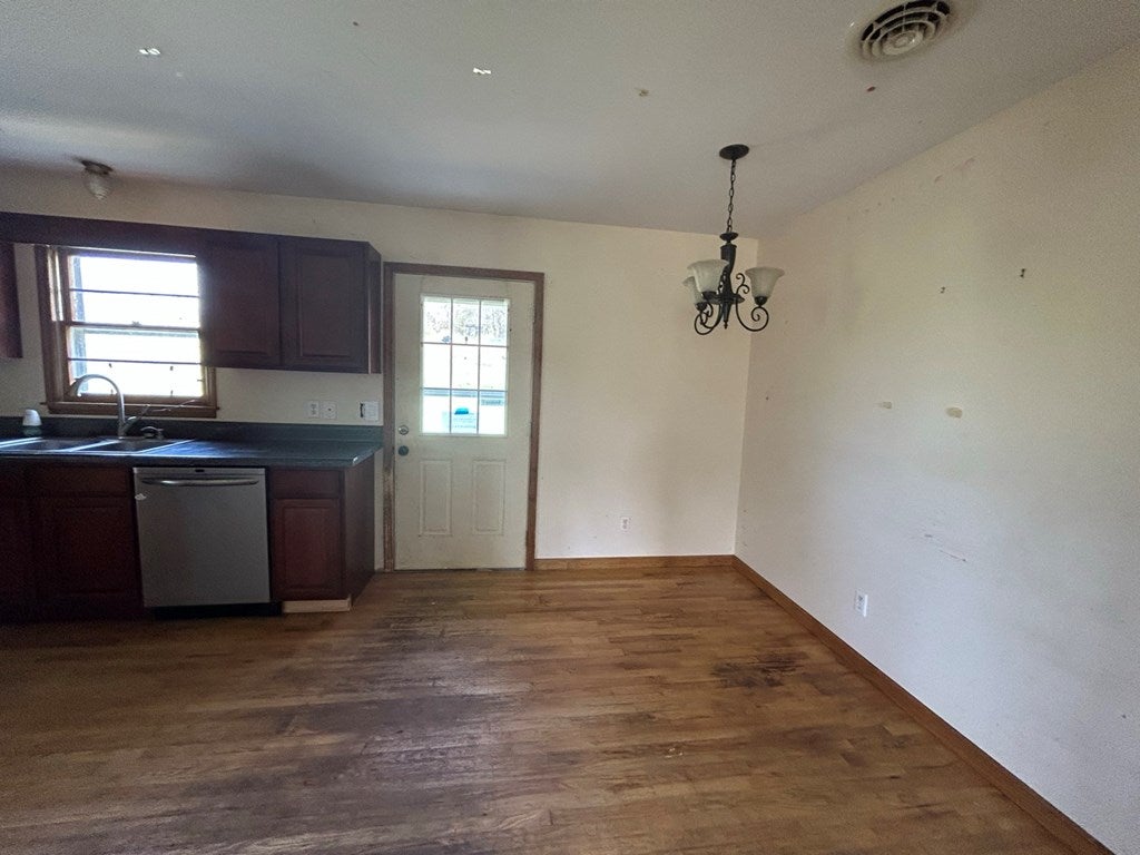 3385 Blacklick Road Rural Retreat, VA 24368 - Photo 6 of 11 Gallery Image 6