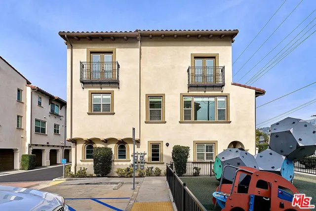 $3,800 | 11842 Nixon Lane, Whittier, CA 90601