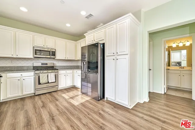 $3,800 | 11842 Nixon Lane, Whittier, CA 90601