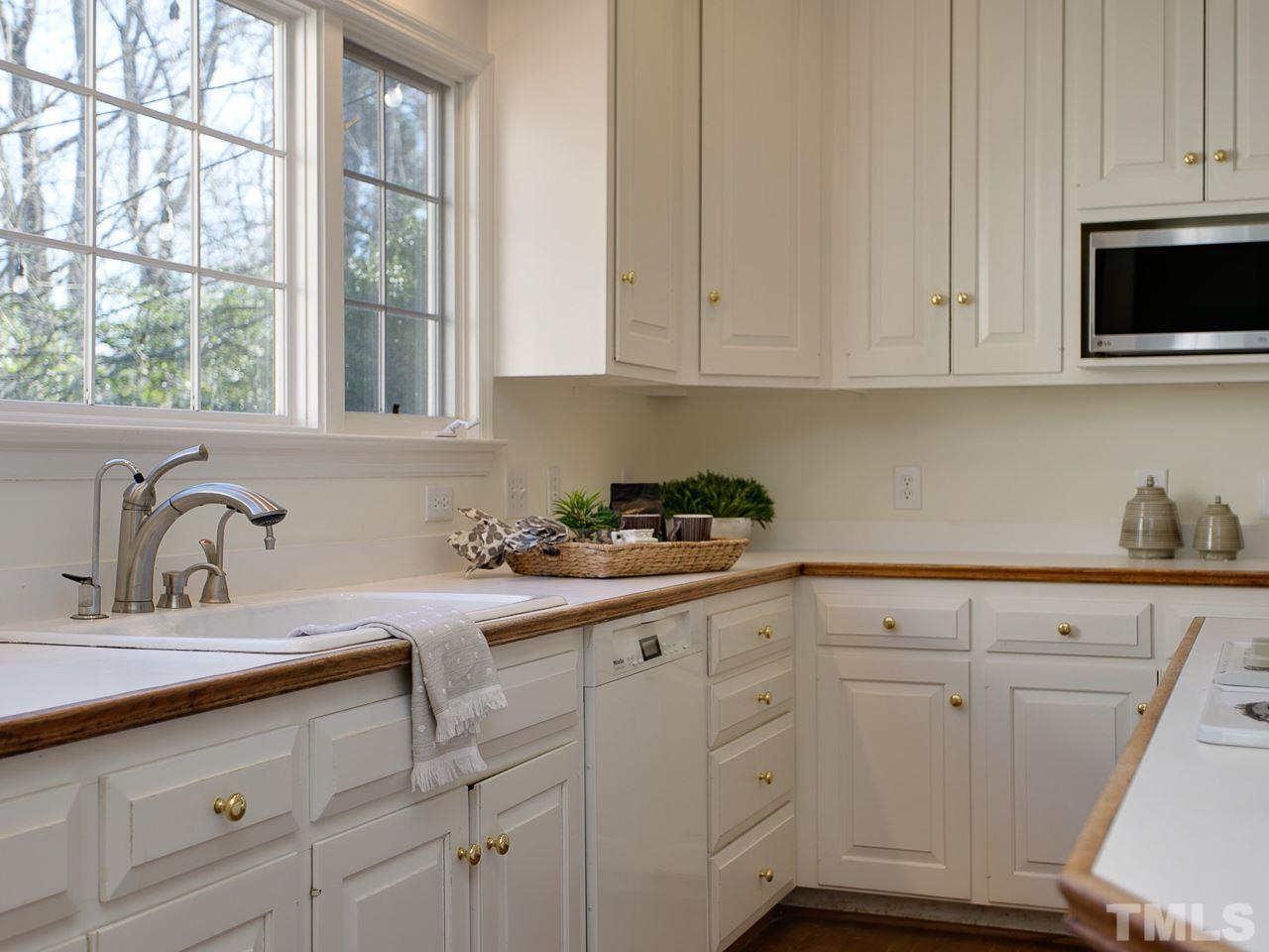 2114 White Oak Road Raleigh, NC 27608 - Photo 16 of 30