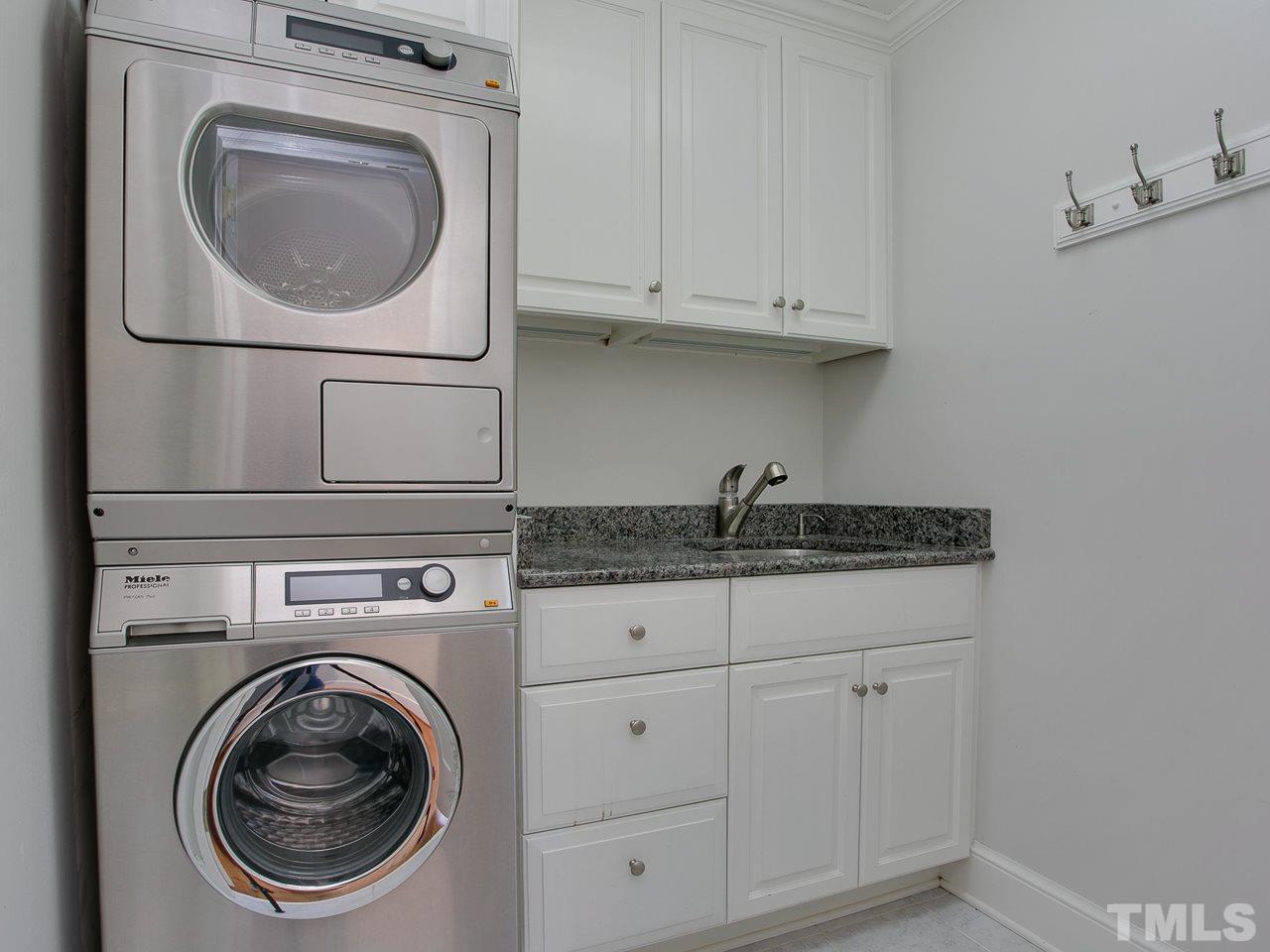 2114 White Oak Road Raleigh, NC 27608 - Photo 20 of 30