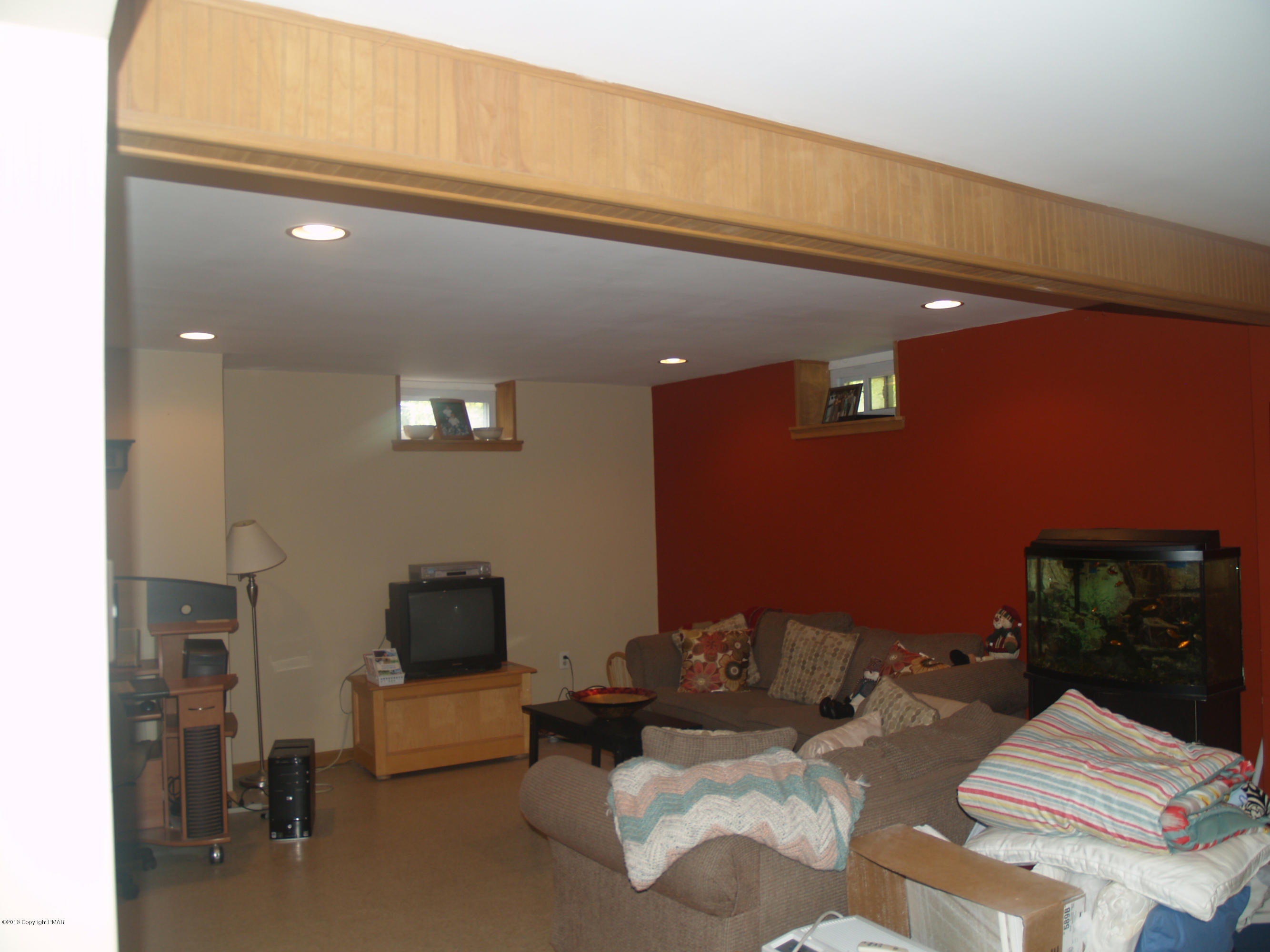 17 Dancing Ridge Road East Stroudsburg, PA 18302 - Photo 31 of 44 a living room with furniture