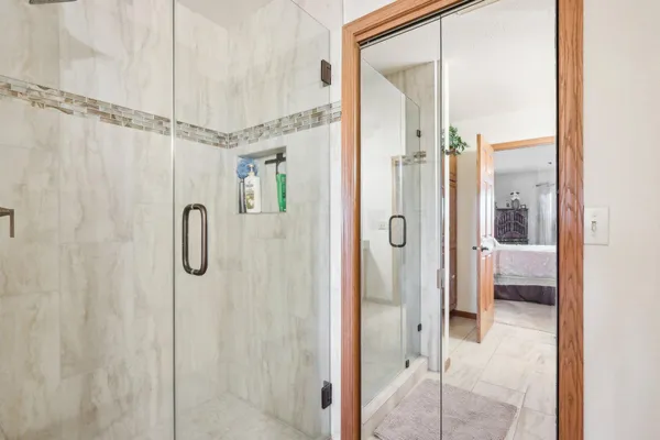 $449,900 | W203N16198 Pin Oak Circle, Unit 2, Jackson, WI 53037