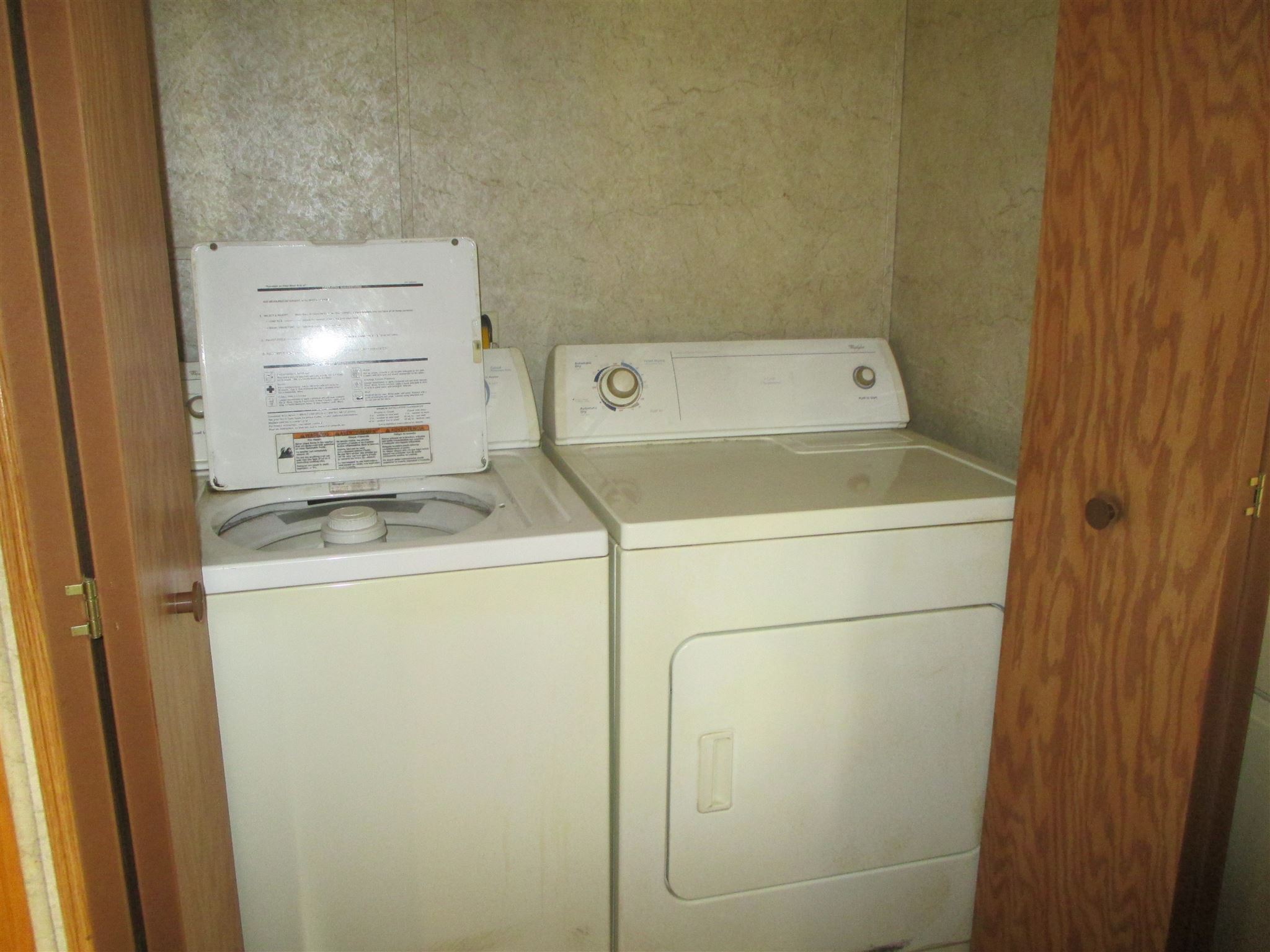 6828 North Wise Road Columbia City, IN 46725 - Photo 7 of 20