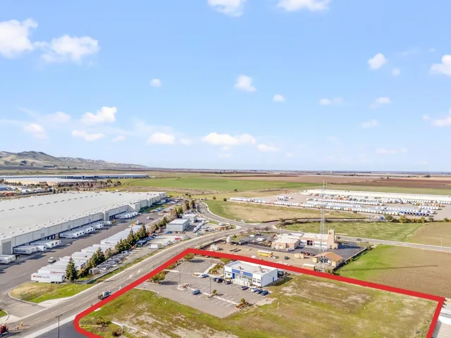 a view of an ocean and city