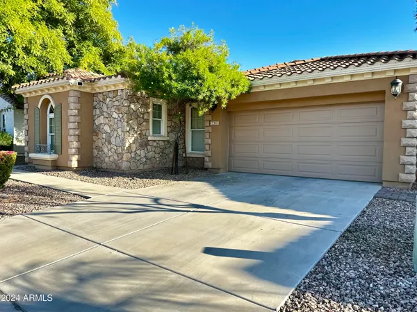 $2,995 | 2303 East Dogwood Drive, Chandler, AZ 85286