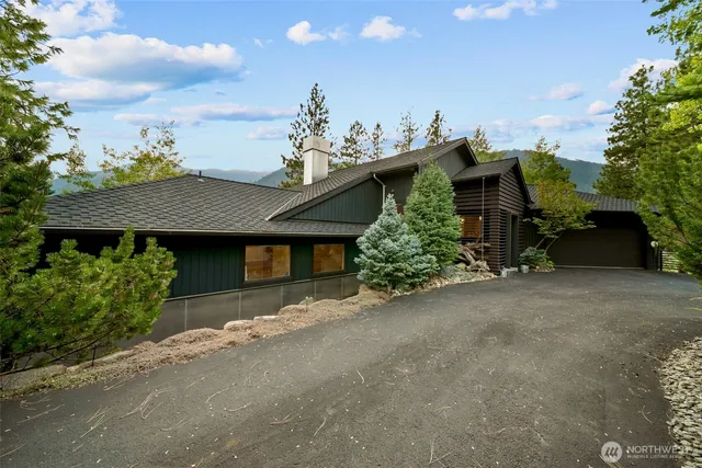 $1,699,000 | 10224 Titus Road, Leavenworth, WA 98826