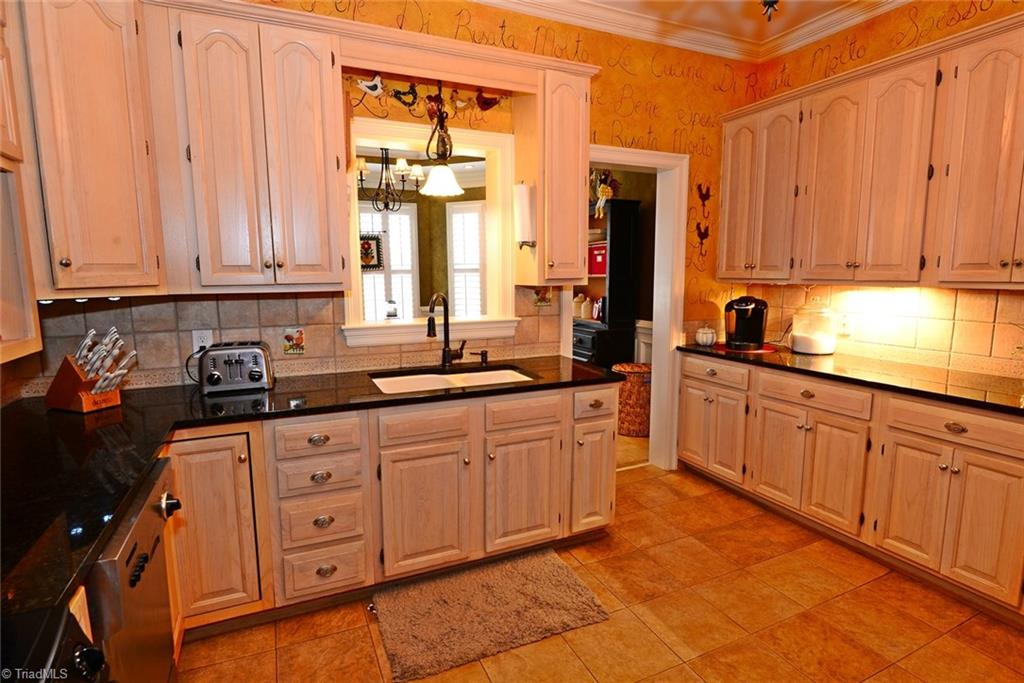 3677 River Ridge Road Pfafftown, NC 27040 - Photo 6 of 30 Gallery Image 6