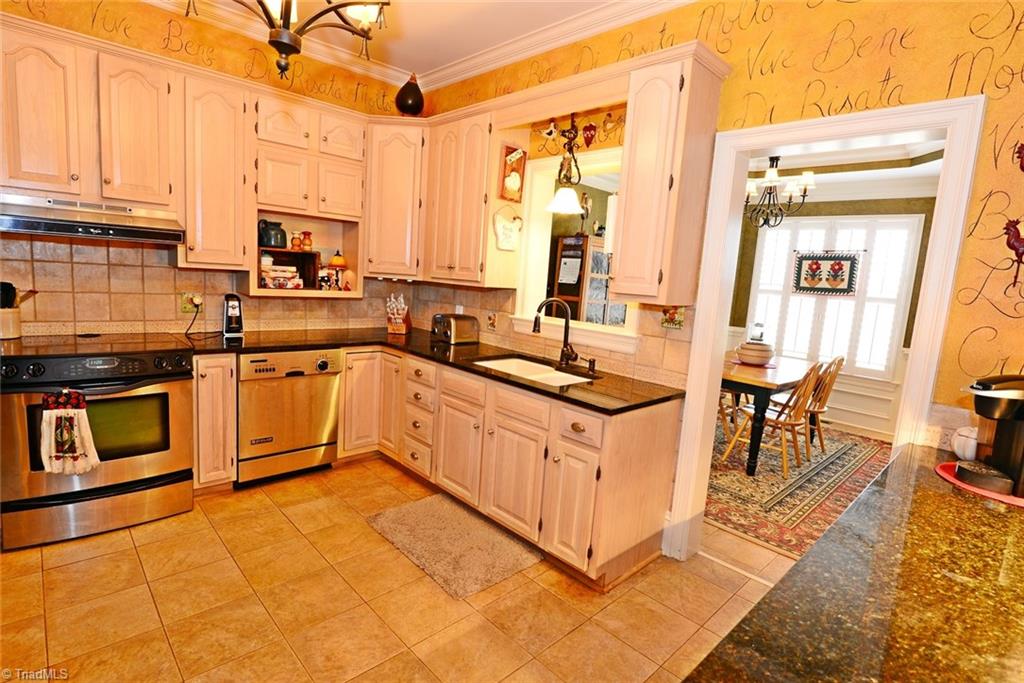 3677 River Ridge Road Pfafftown, NC 27040 - Photo 7 of 30 Gallery Image 7