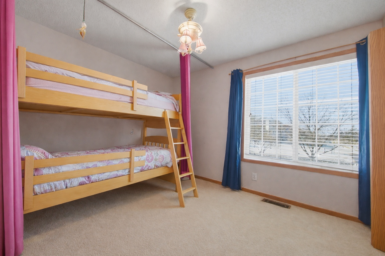 15517 Flight Way, Unit 212 St. Paul, MN 55124 - Photo 11 of 17