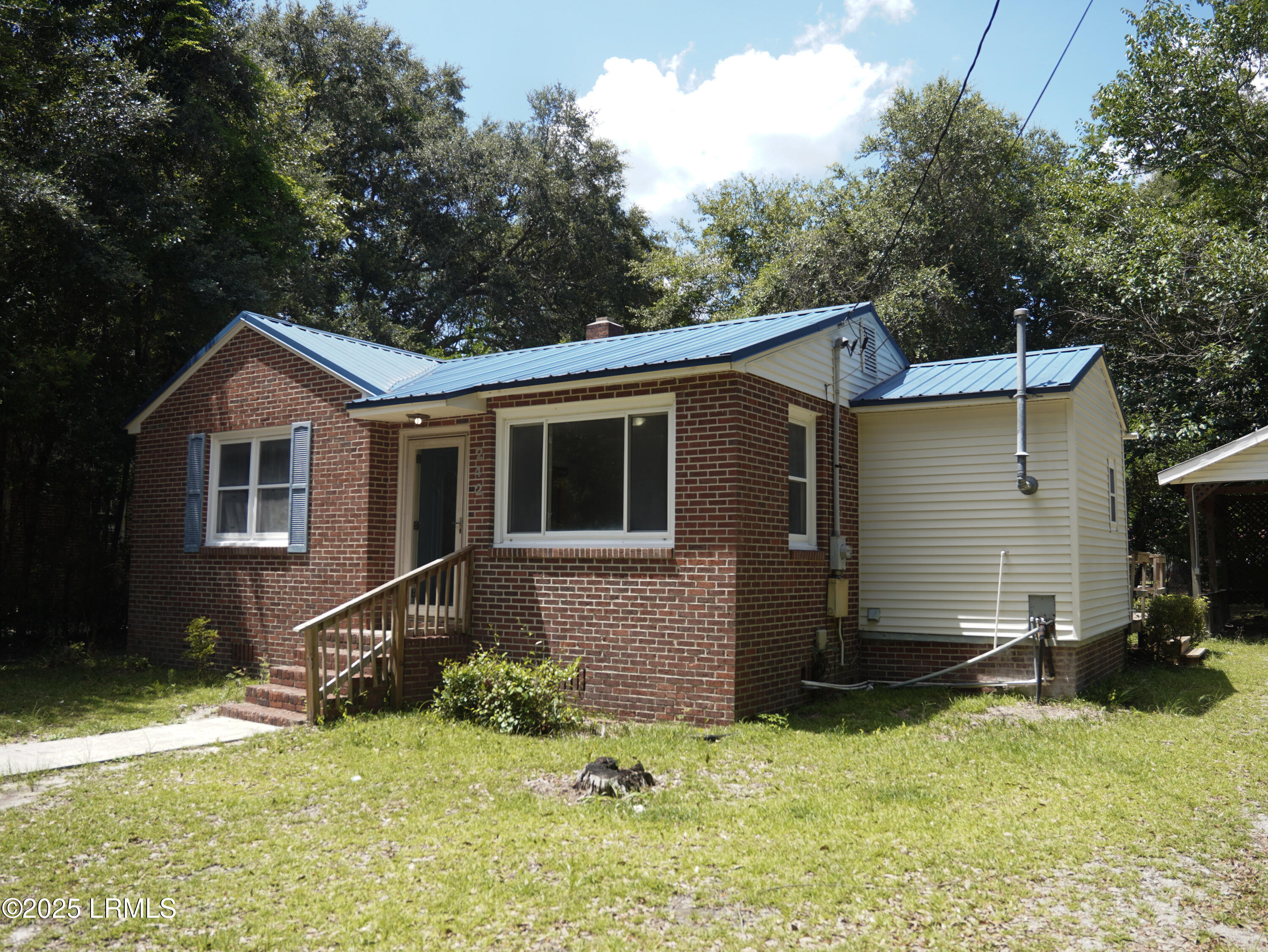 242 Short Street Allendale, SC 29810 - Photo 2 of 17 41-DSC09357