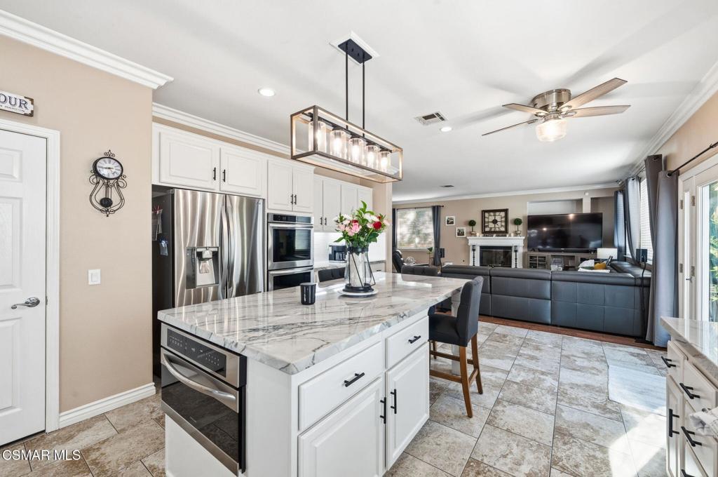 2273 Rudolph Drive Simi Valley, CA 93065 - Photo 18 of 58