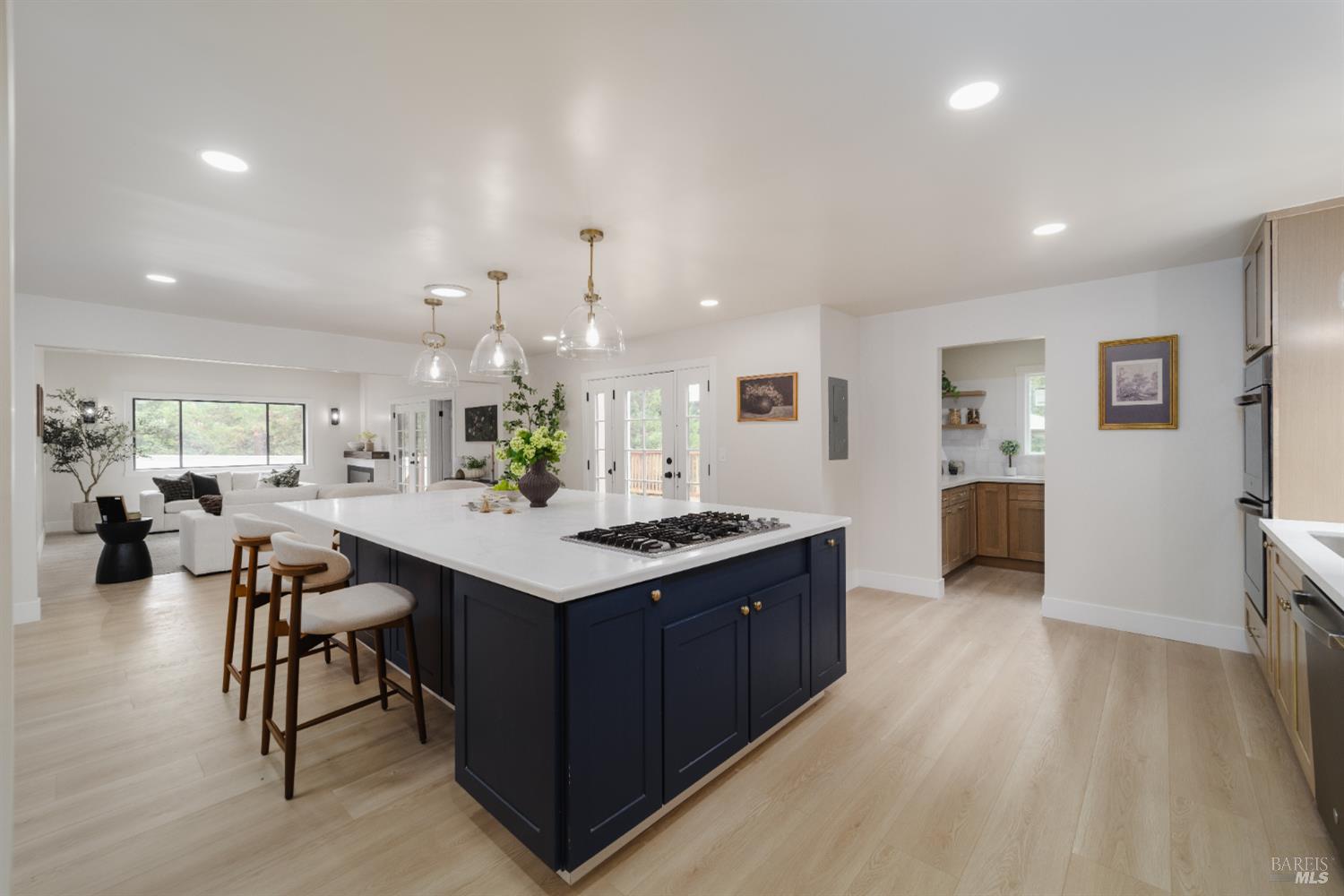 8061 Elphick Road Sebastopol, CA 95472 - Photo 12 of 52 Gallery Image 12