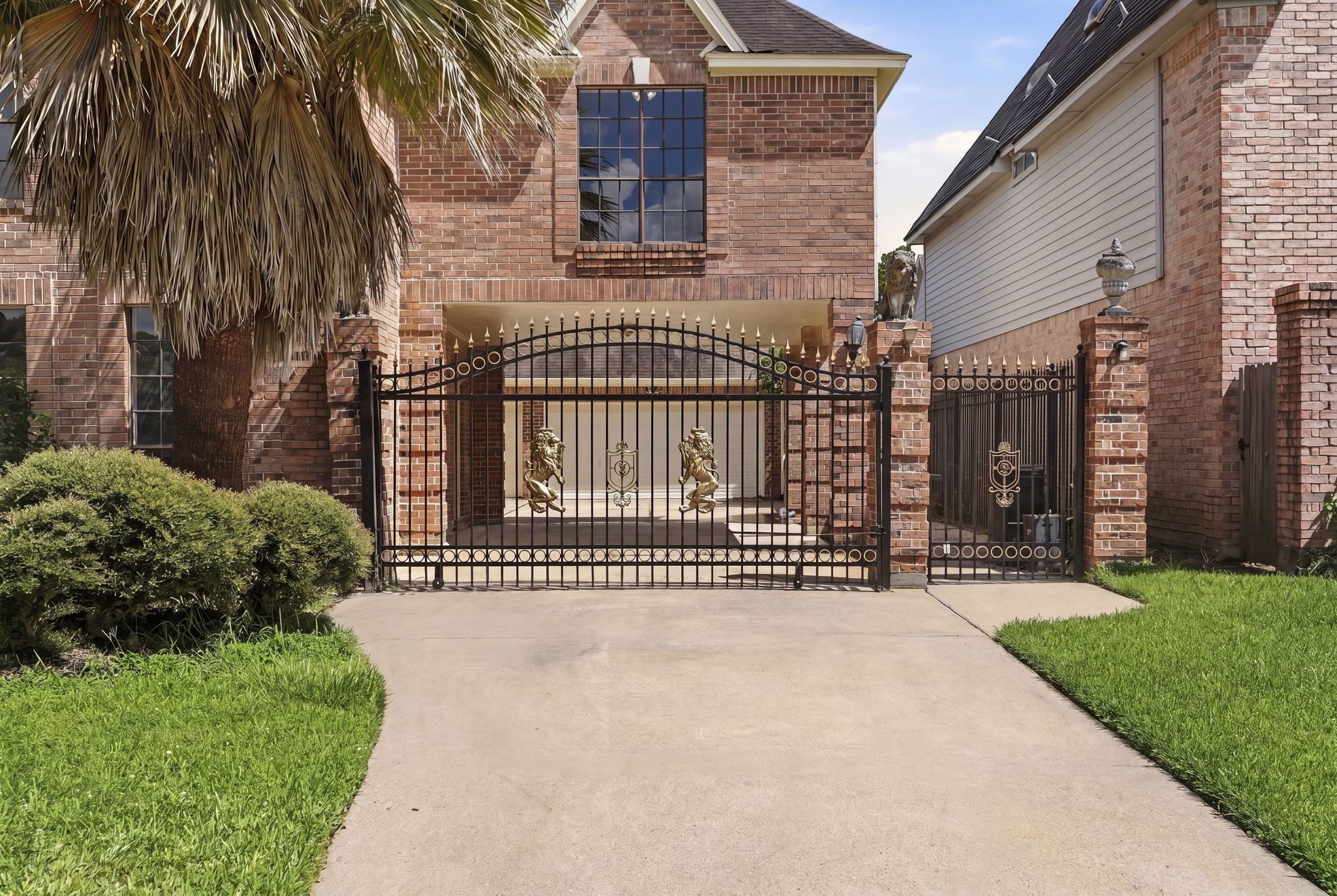 7611 Naremore Drive Spring, TX 77379 - Photo 2 of 48 Gated Driveway for added Privacy!