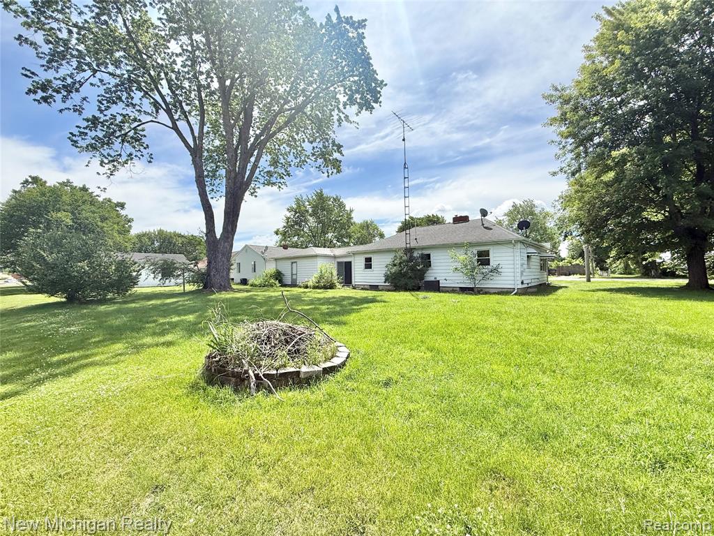 2020 West Hurd Road Clio, MI 48420 - Photo 3 of 20