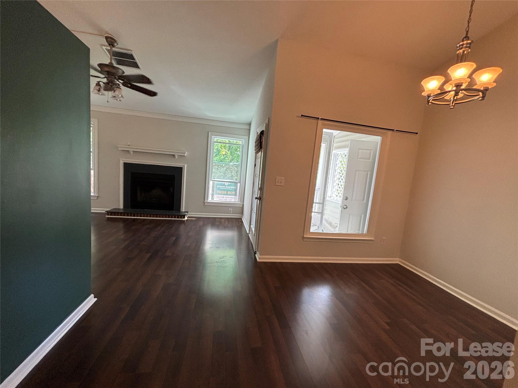 430 Queens Road, Unit 632 Charlotte, NC 28207 - Photo 6 of 13 Gallery Image 6