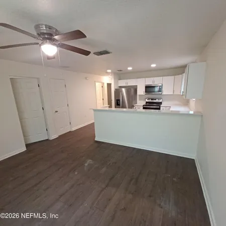 $1,825 | 757 West 6th Street, St. Augustine, FL 32084